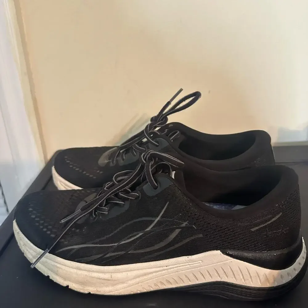 Dansko Women's Pace Walking Shoe with Arch Support US Womens Size 10.5
